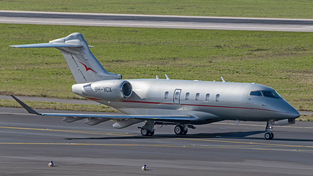 9H-VCX VistaJet Bombardier BD-100-1A10 Challenger 350