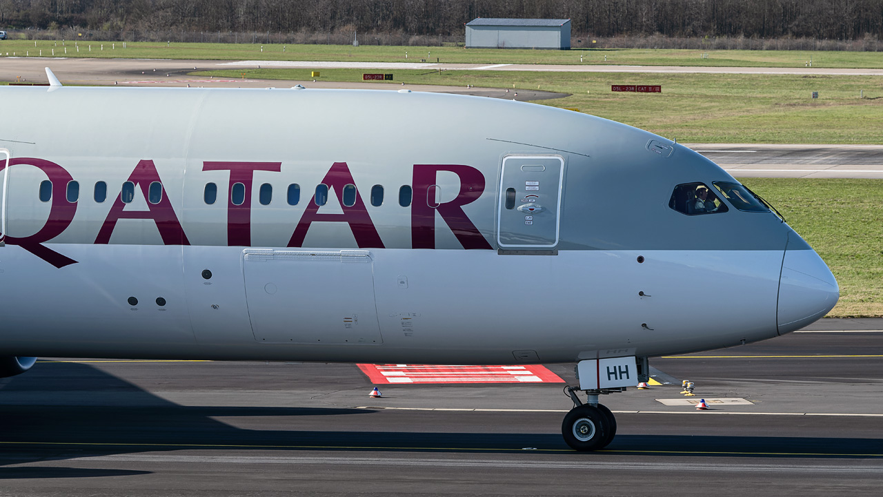 A7-BHH Qatar Airways Boeing 787-9 Dreamliner