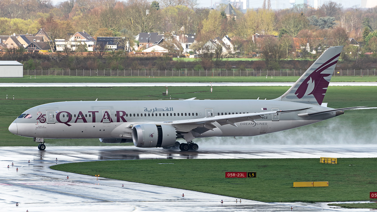 A7-BCZ Qatar Airways Boeing 787-8