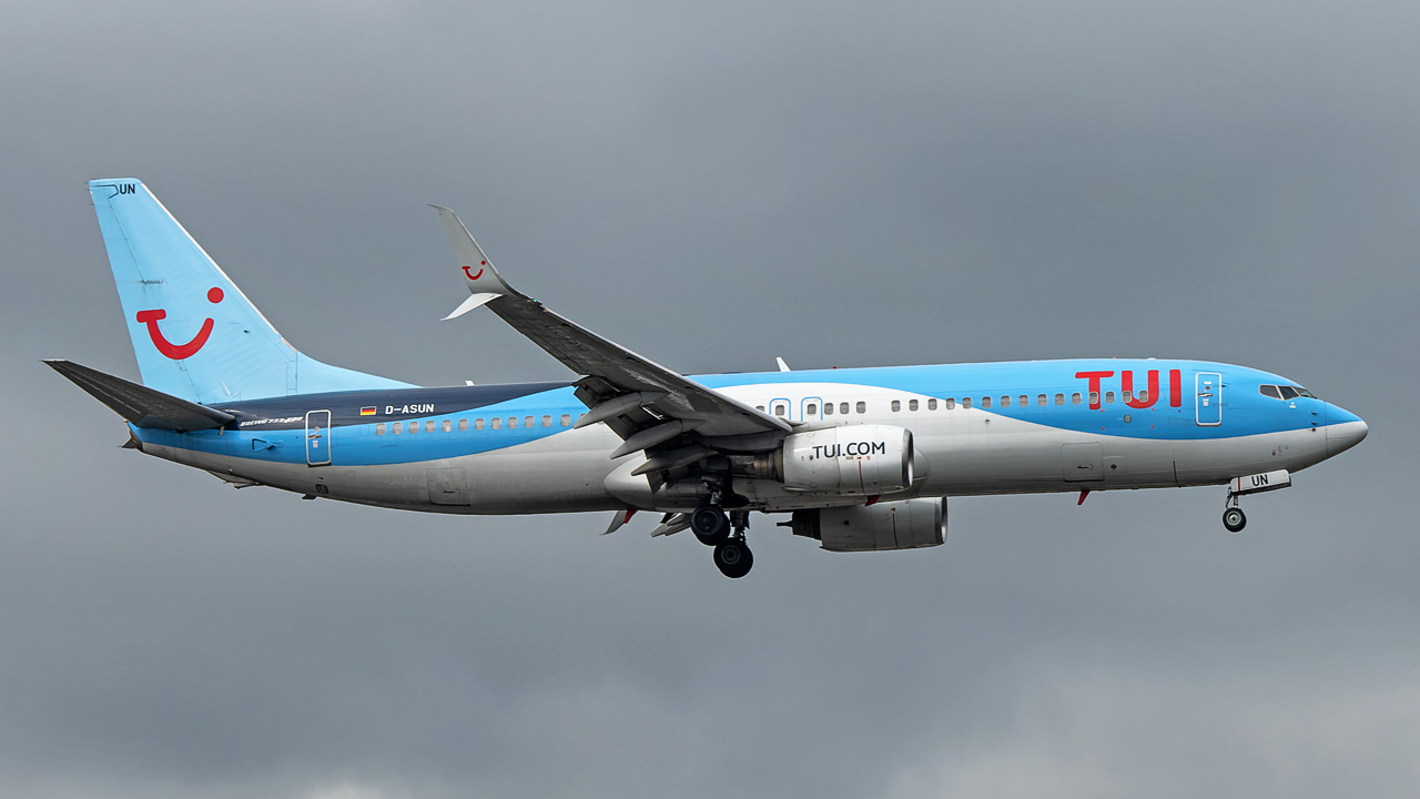 D-ASUN TUIfly Boeing 737-800