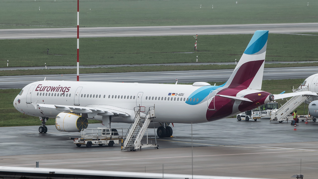 D-AIDU Eurowings Airbus A321-200