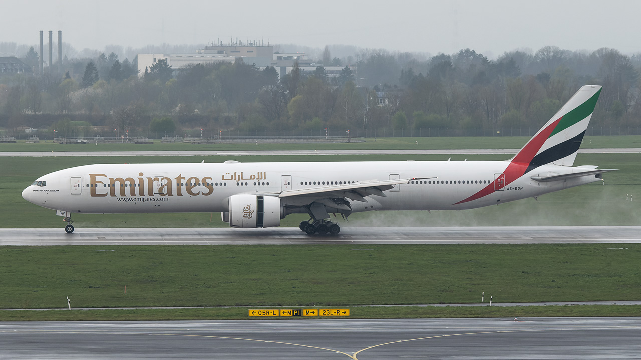 A6-EGN Emirates Boeing 777-300(ER)