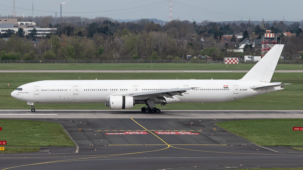 SU-KHP Alexandria Airlines Boeing 777-300(ER)