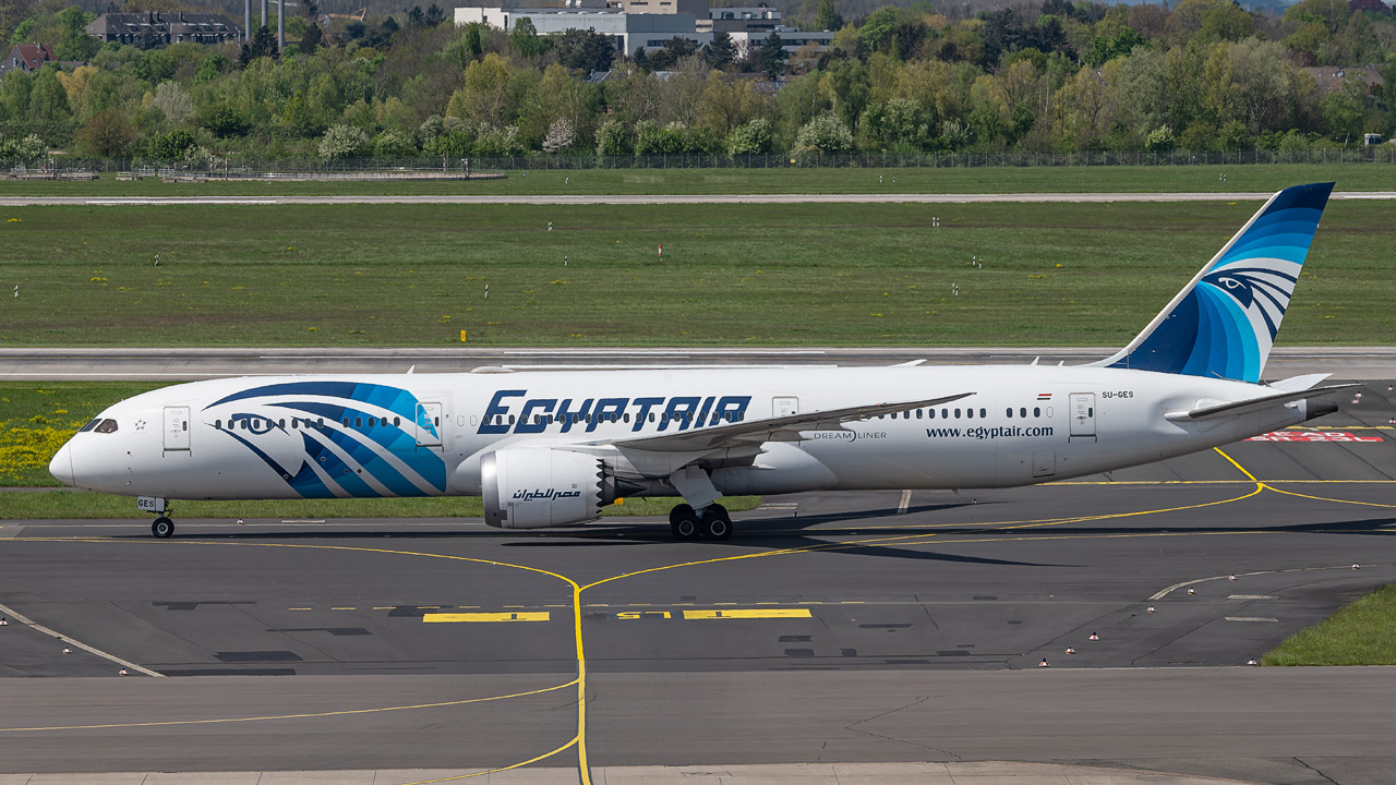 SU-GES Egypt Air Boeing 787-9 Dreamliner