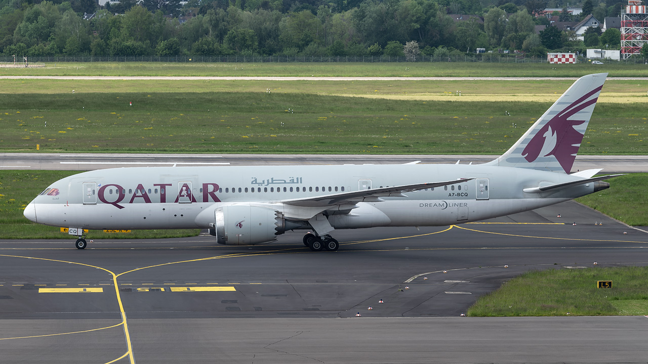 A7-BCQ Qatar Airways Boeing 787-8 Dreamliner