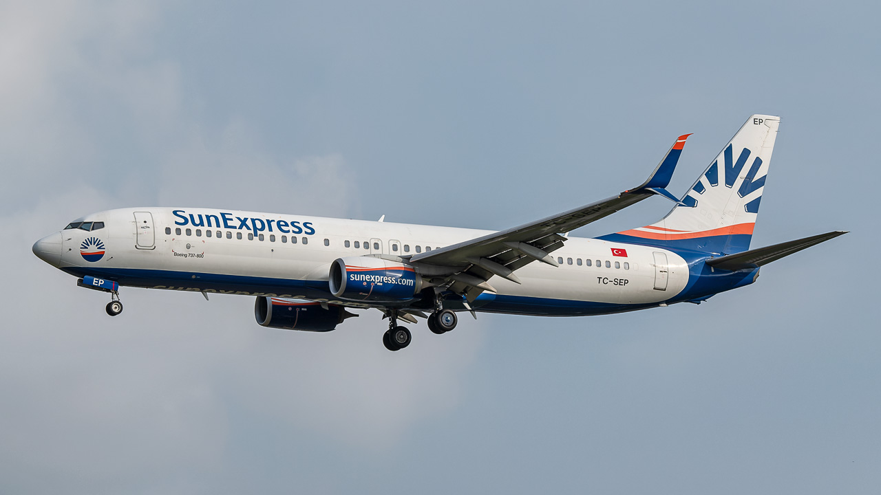 TC-SEP SunExpress Boeing 737-800