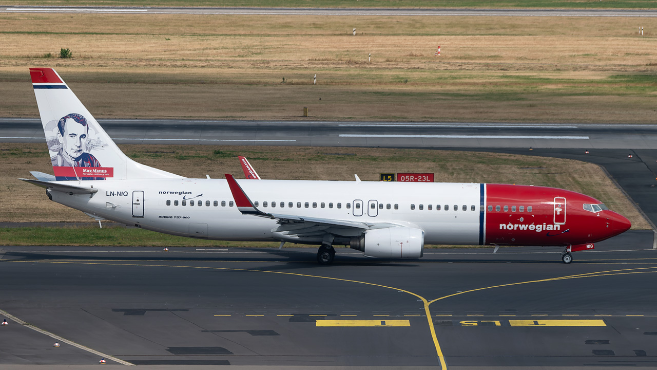 LN-NIQ Norwegian Air Shuttle Boeing 737-800