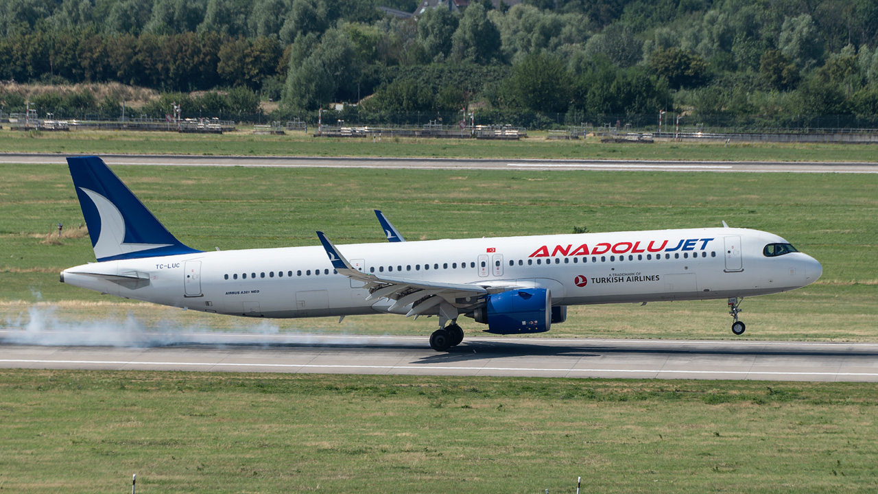 TC-LUC AnadoluJet Airbus A321-200neo