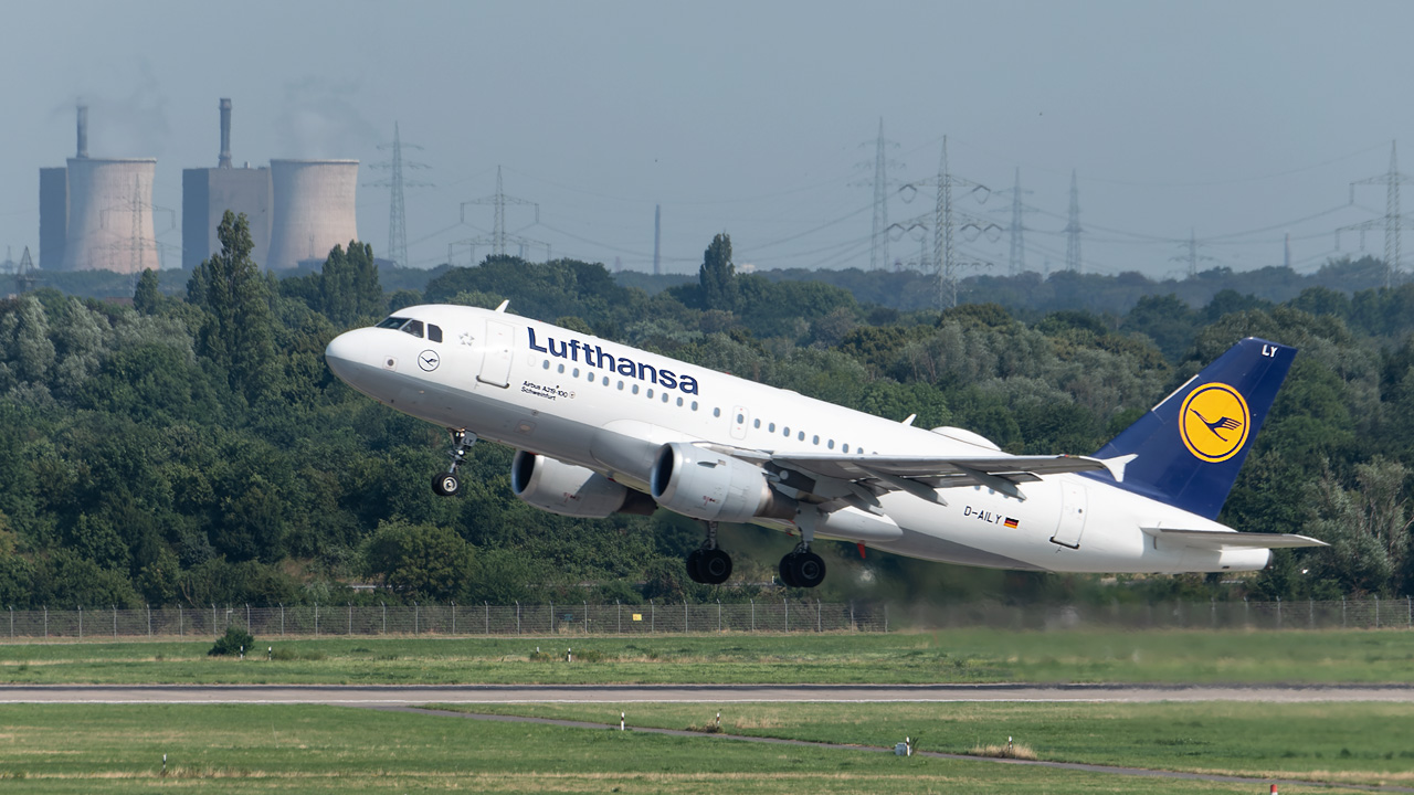 D-AILY Lufthansa Airbus A319-100