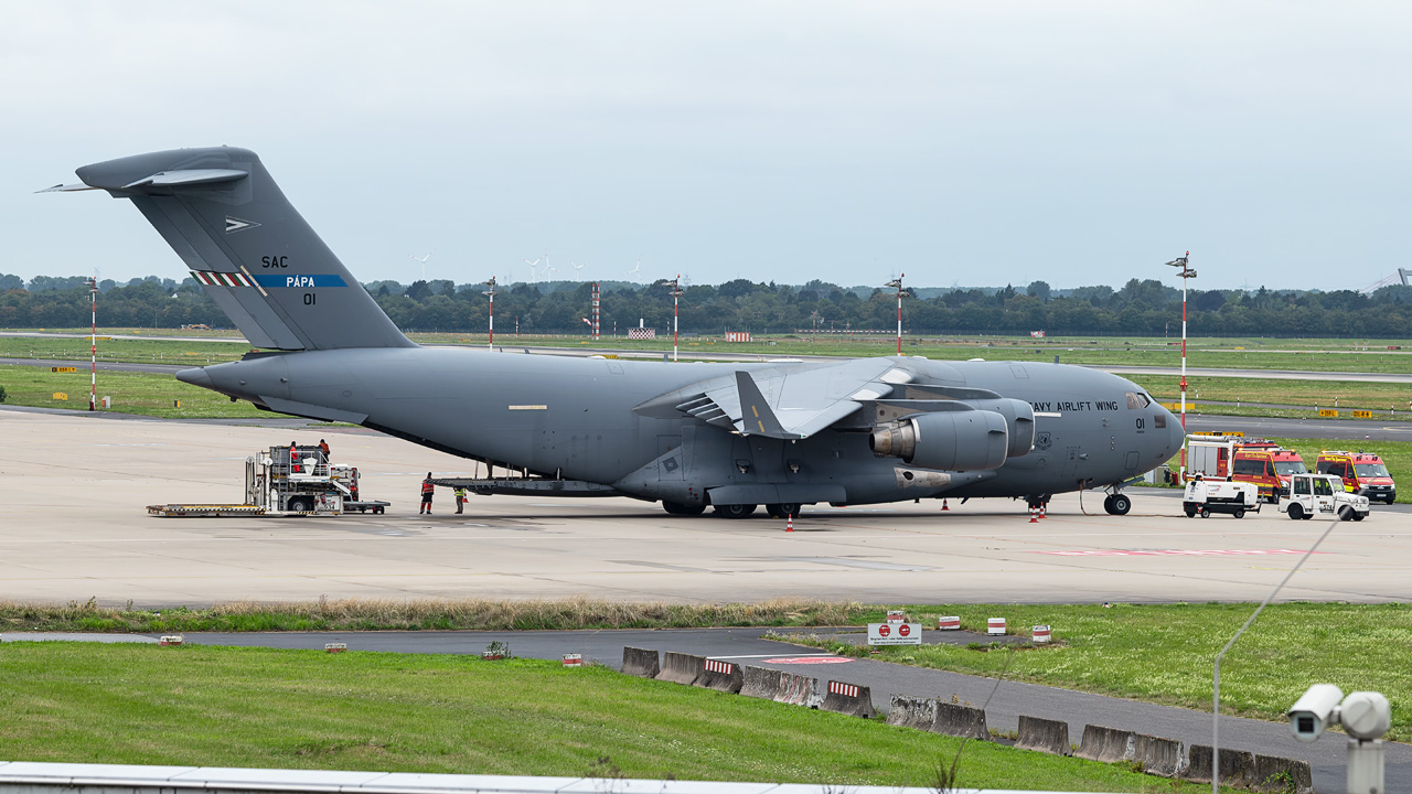 08-0001 NATO Boeing C-17A Globemaster III