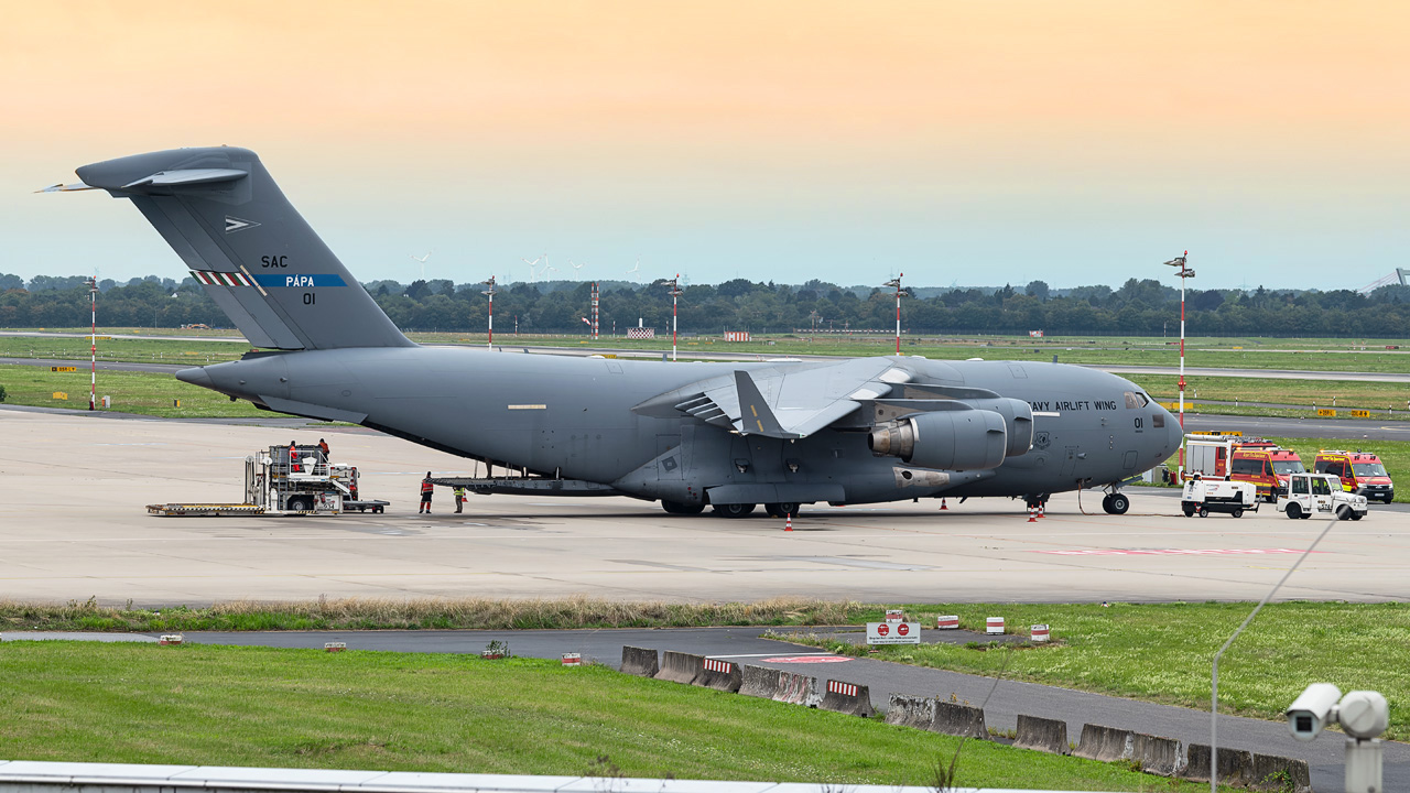 08-0001 NATO Boeing C-17A Globemaster III