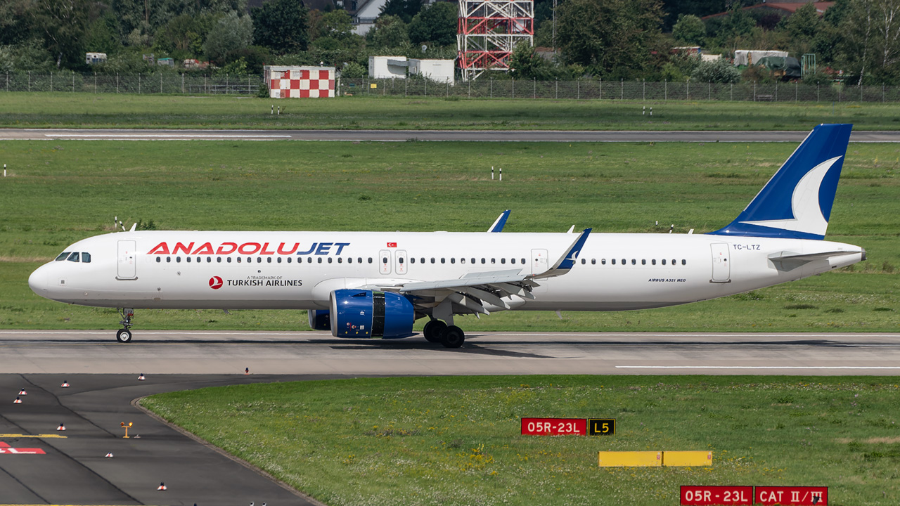 TC-LTZ AnadoluJet Airbus A321-200neo