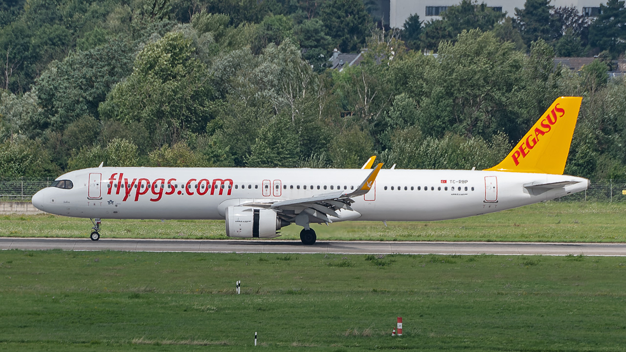 TC-RBP Pegasus Airlines Airbus A321-200neo