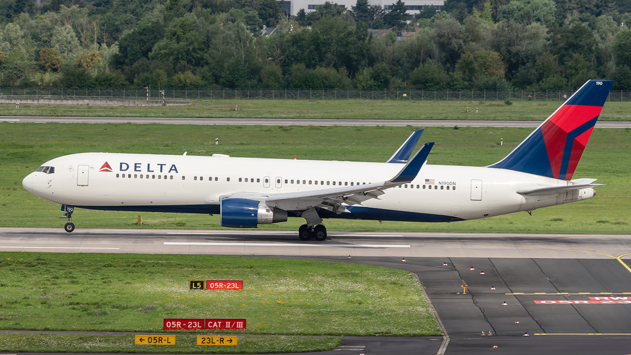 N190DN Delta Airlines Boeing 767-300(ER)
