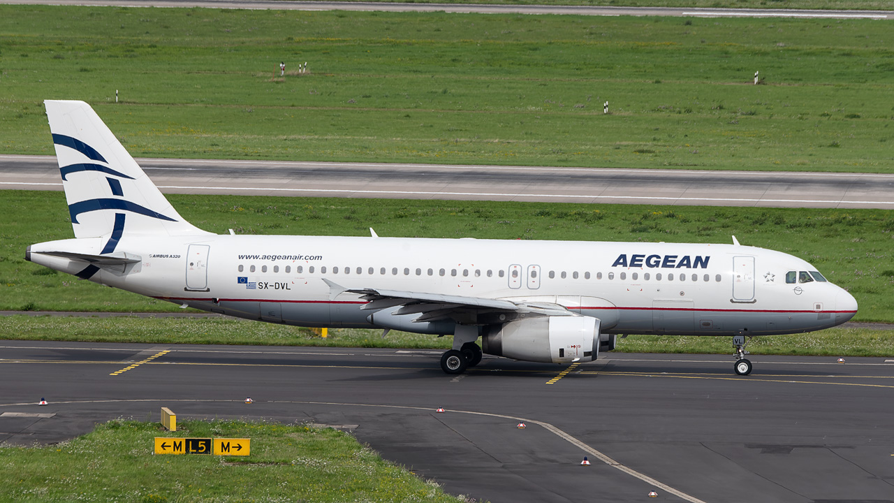 SX-DVL Aegean Airlines Airbus A320-200