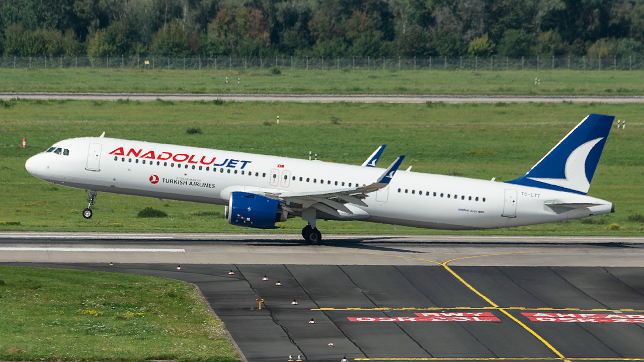 TC-LTT AnadoluJet Airbus A321-200neo