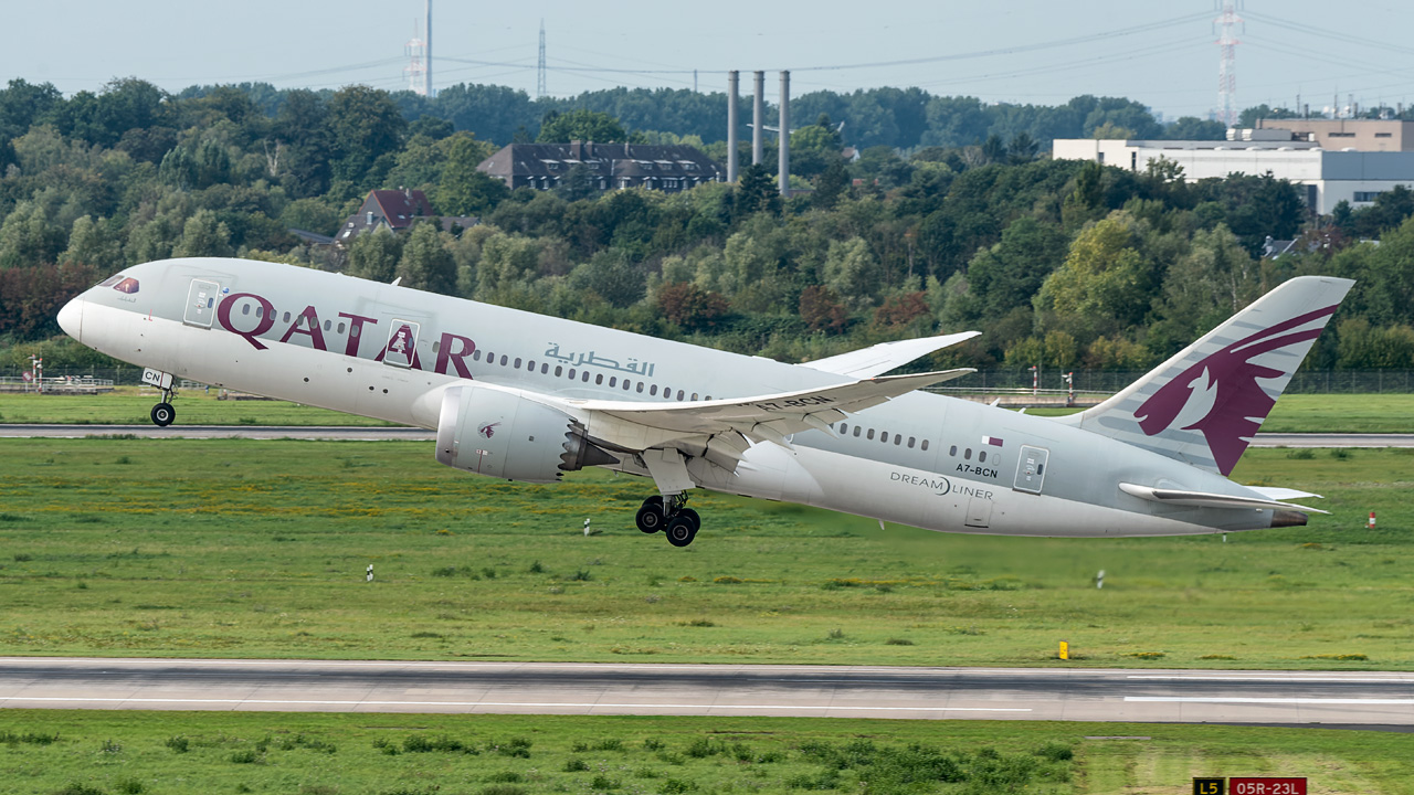 A7-BCN Qatar Airways Boeing 787-8 Dreamliner
