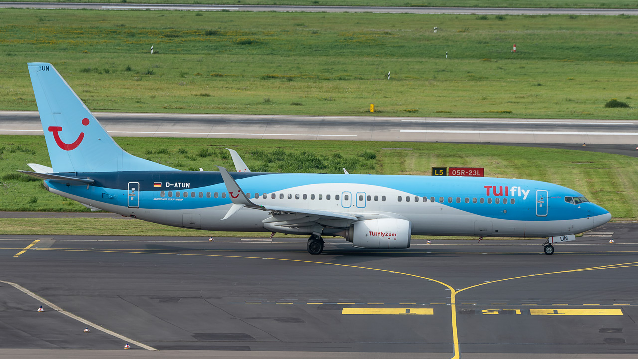 D-ATUN TUIfly Boeing 737-800