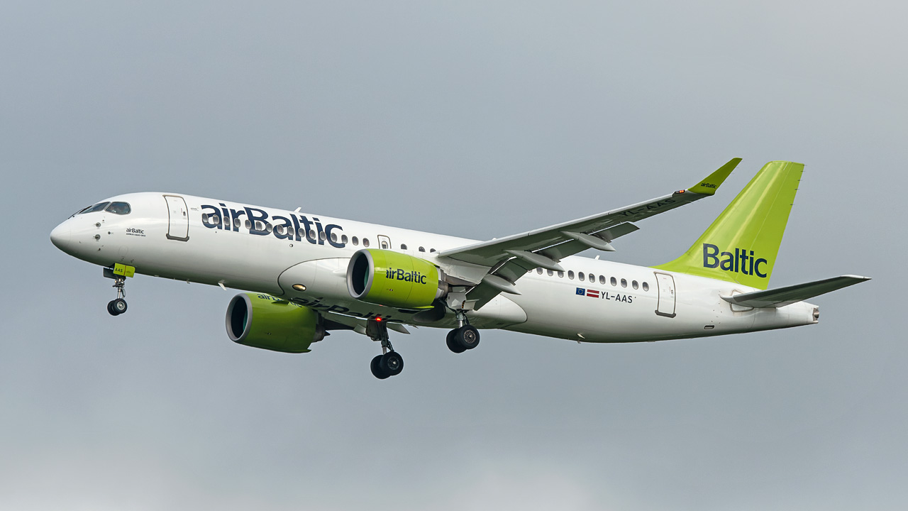 YL-AAS airBaltic Airbus A220-300