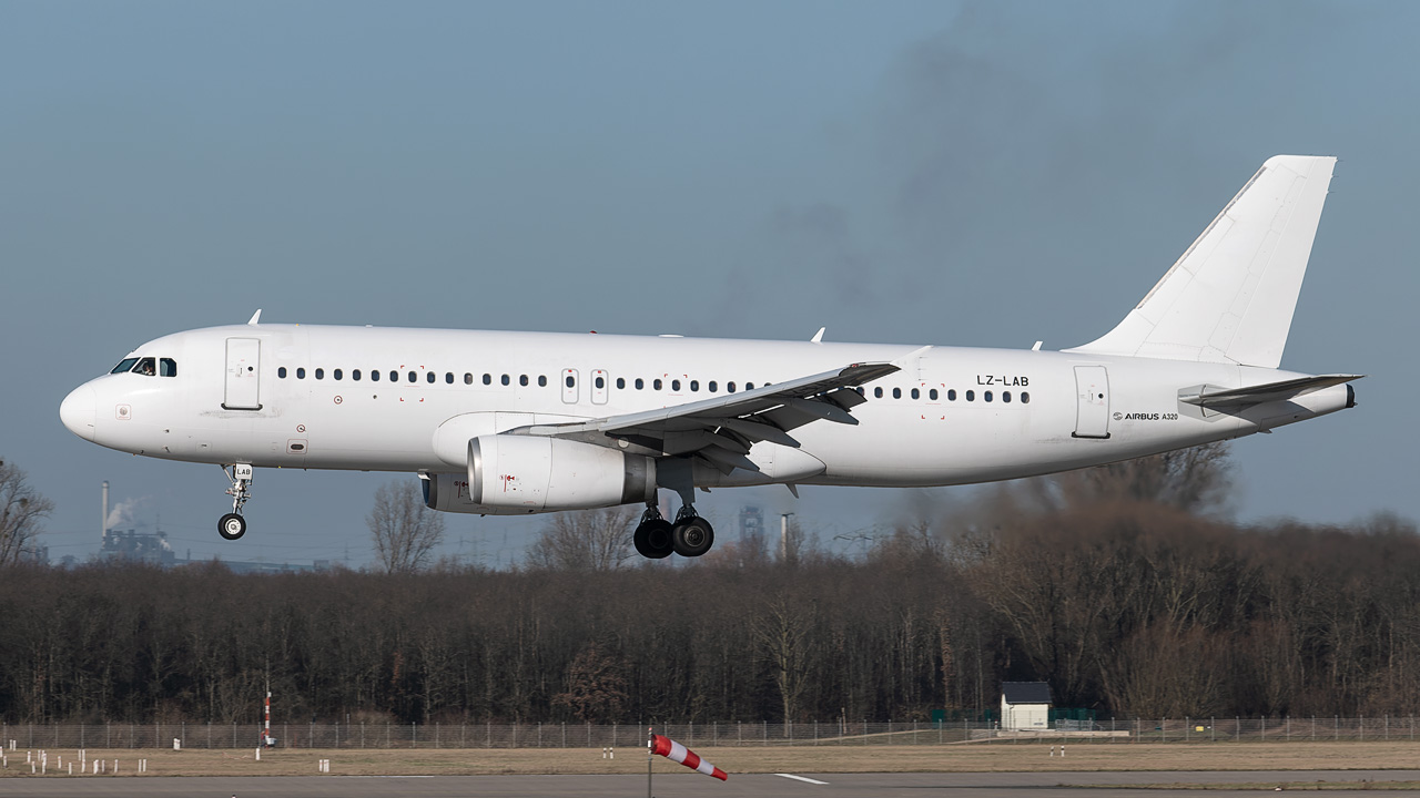 LZ-LAB European Air Charter Airbus A320-200
