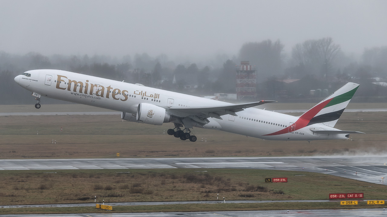 A6-EGN Emirates Boeing 777-300(ER)