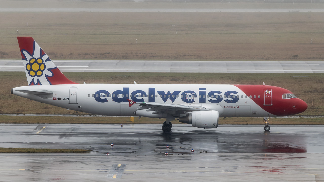 HB-JJN Edelweiss Air Airbus A320-200