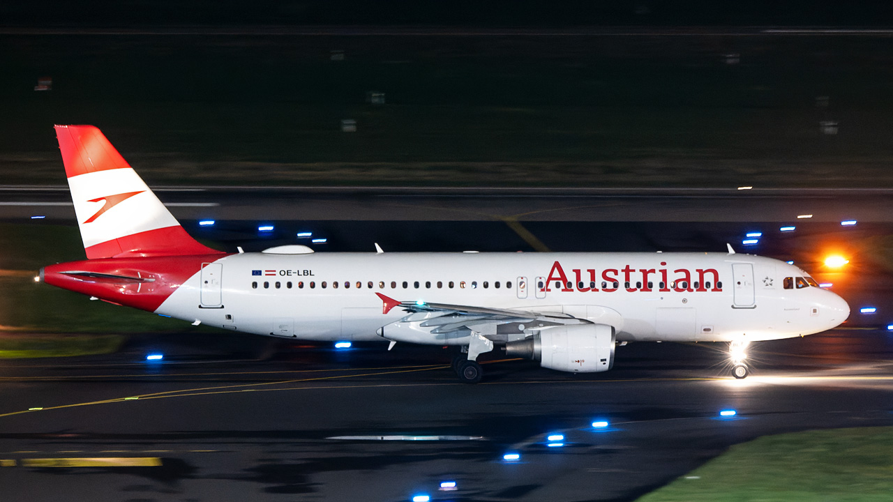 OE-LBL Austrian Airlines Airbus A320-200