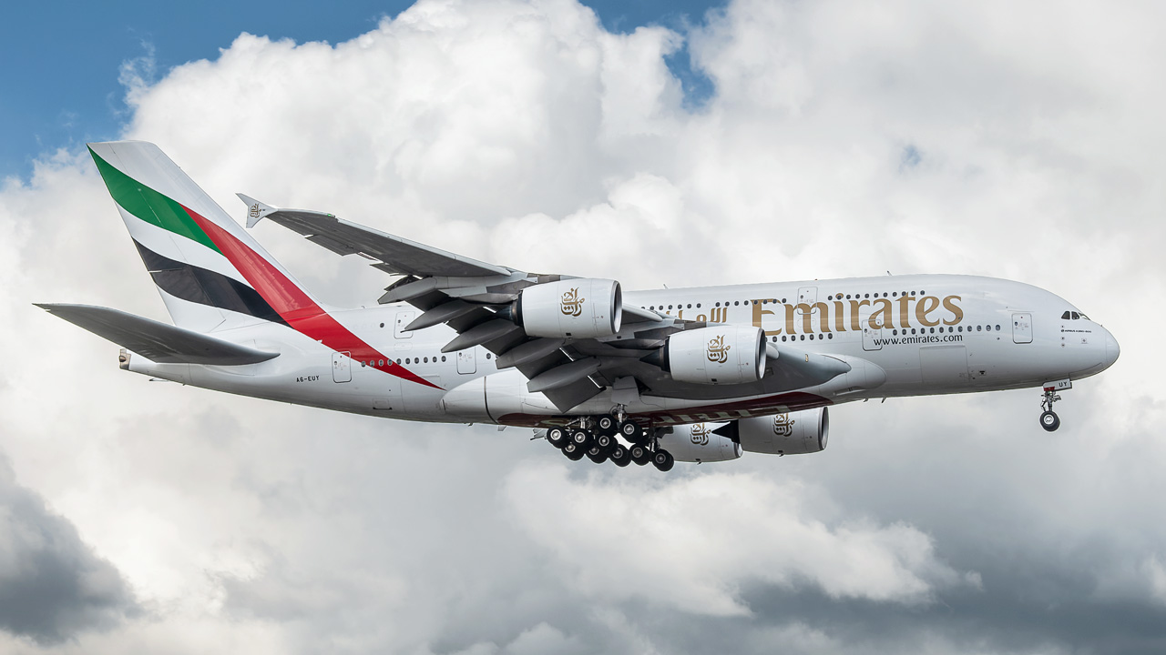 A6-EUY Emirates Airbus A380-800