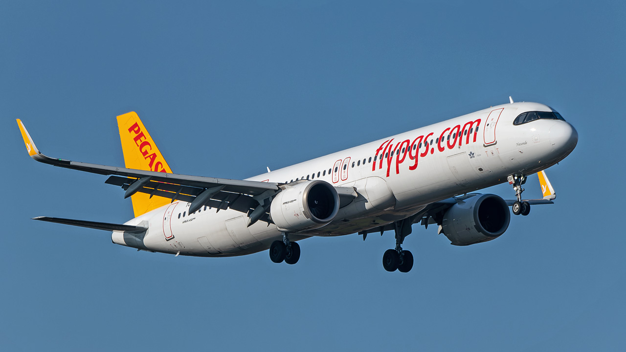 TC-RBF Pegasus Airlines Airbus A321-200neo