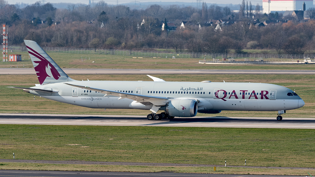 A7-BHG Qatar Airways Boeing 787-9 Dreamliner
