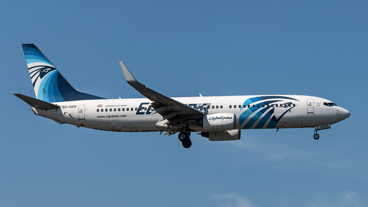 SU-GEB Egypt Air Boeing 737-800