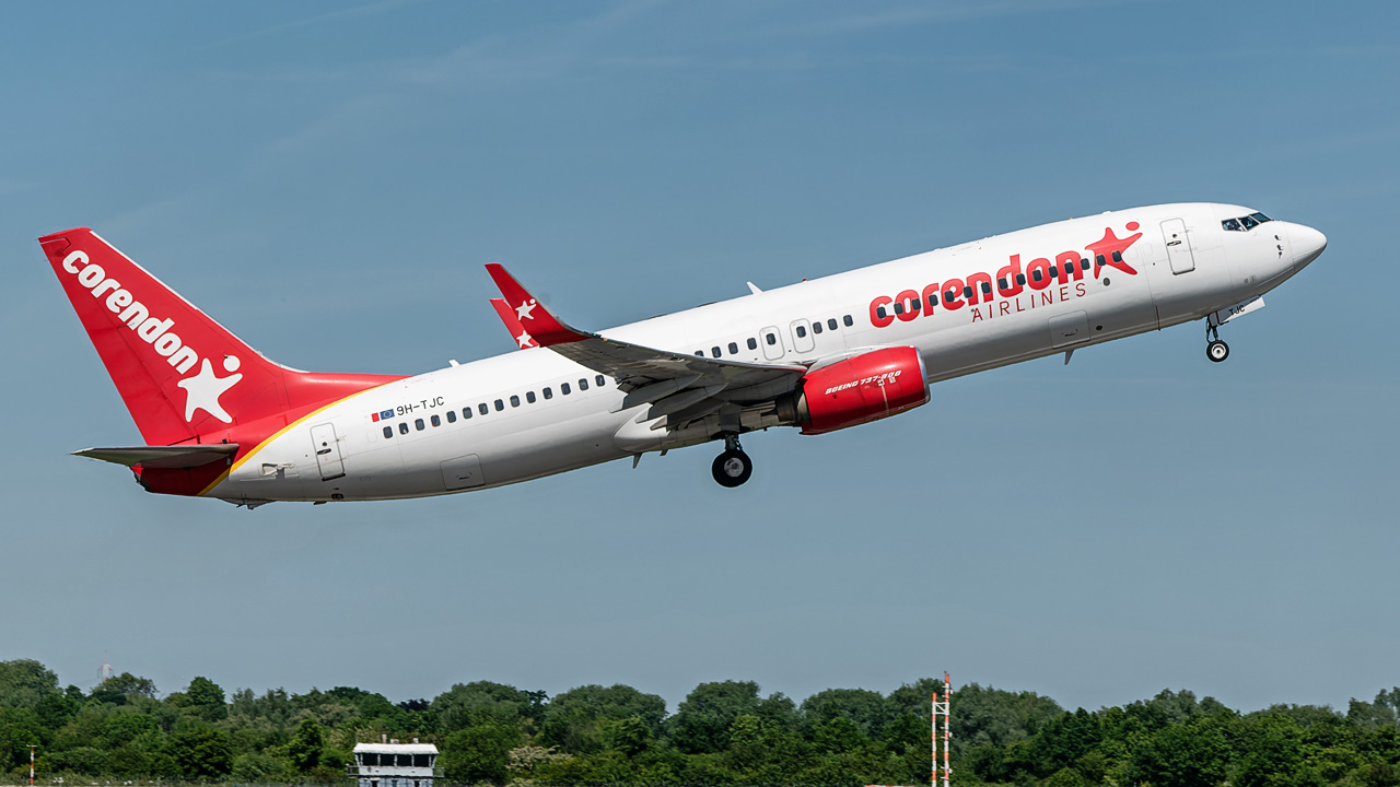 9H-TJC Corendon Airlines Europe Boeing 737-800