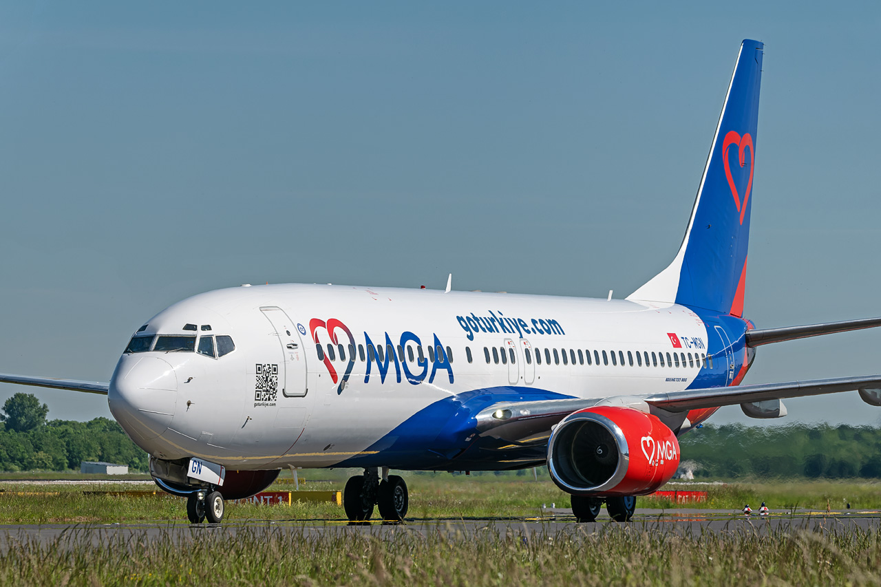TC-MGN Mavi Gok Airlines (MGA) Boeing 737-800