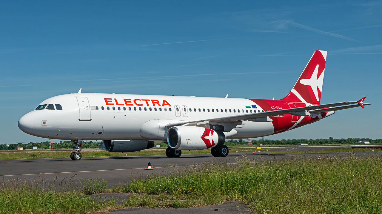 LZ-EAD Electra Airways (Nouvelair) Airbus A320-200