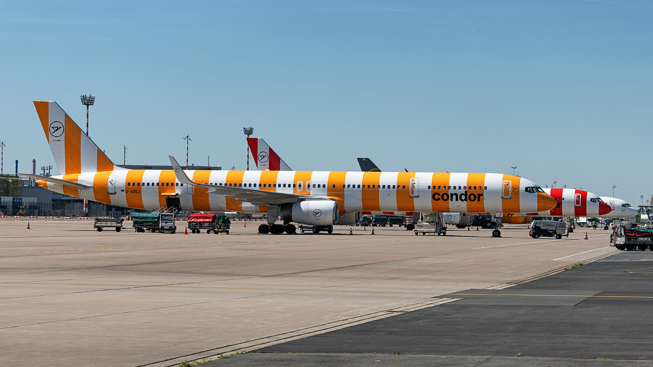 D-ABOJ Condor Boeing 757-300