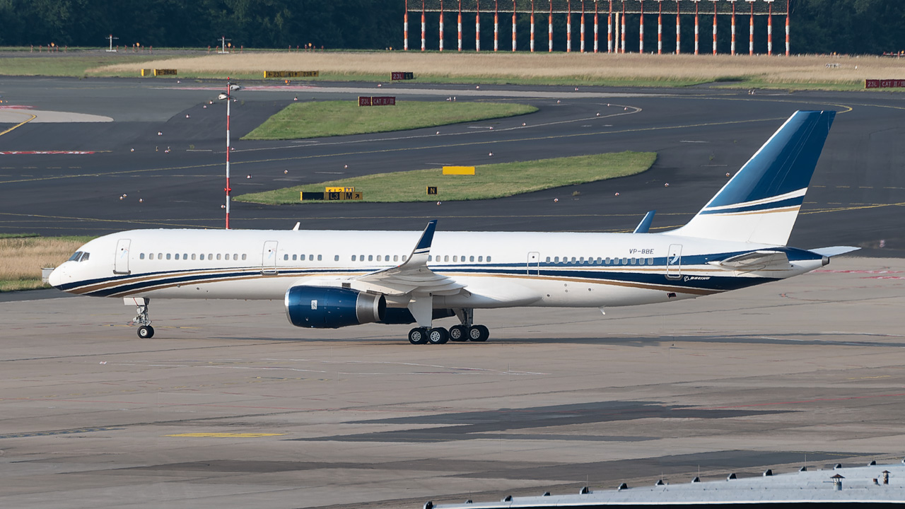 VP-BBE Privat Boeing 757-200