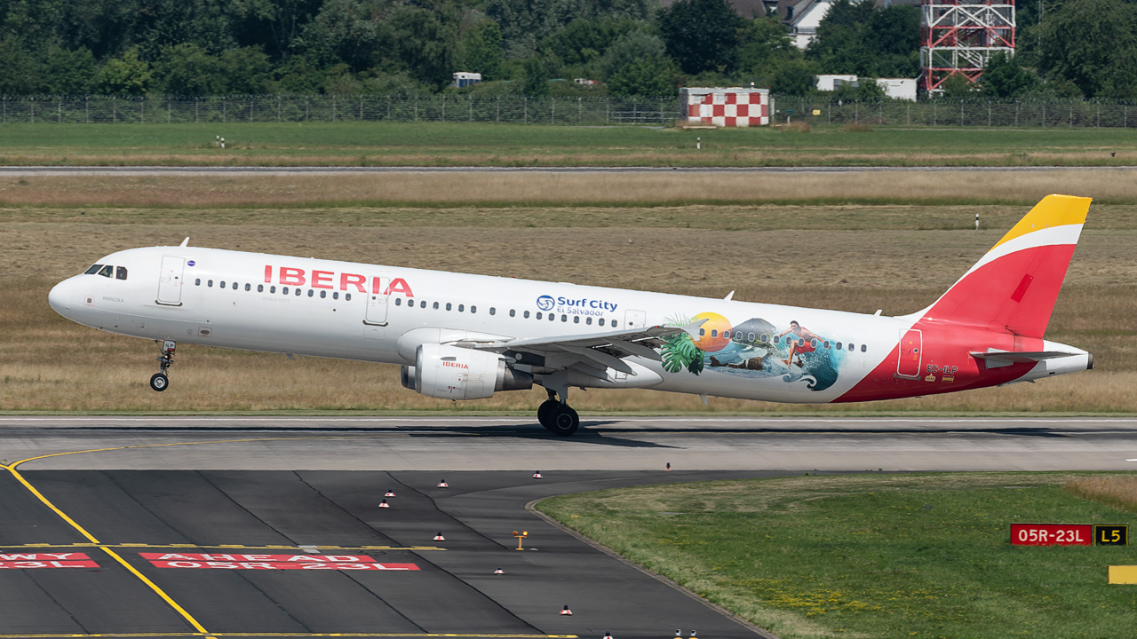 EC-ILP Iberia Airbus A321-200