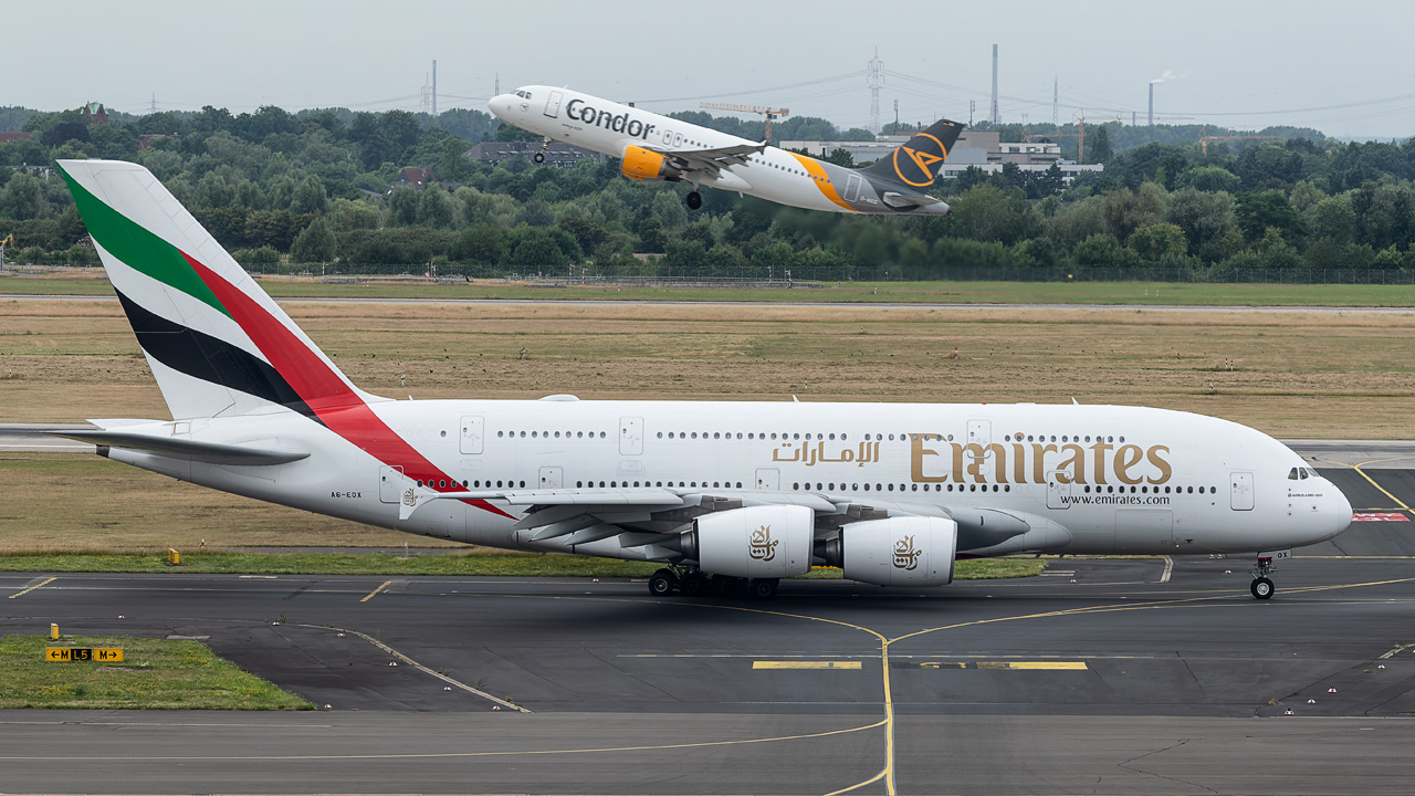 A6-EOX Emirates Airbus A380-800
