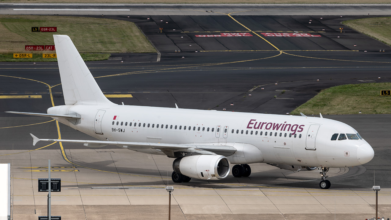 9H-SWJ Eurowings (Avion Express Malta) Airbus 320-200