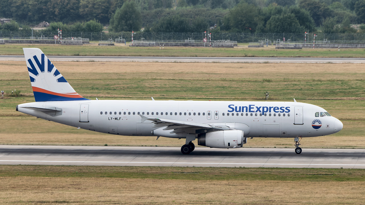 LY-MLF SunExpress (Avion Express) Airbus A320-200