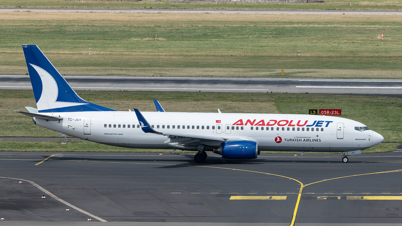 TC-JGY AJet Boeing 737-800