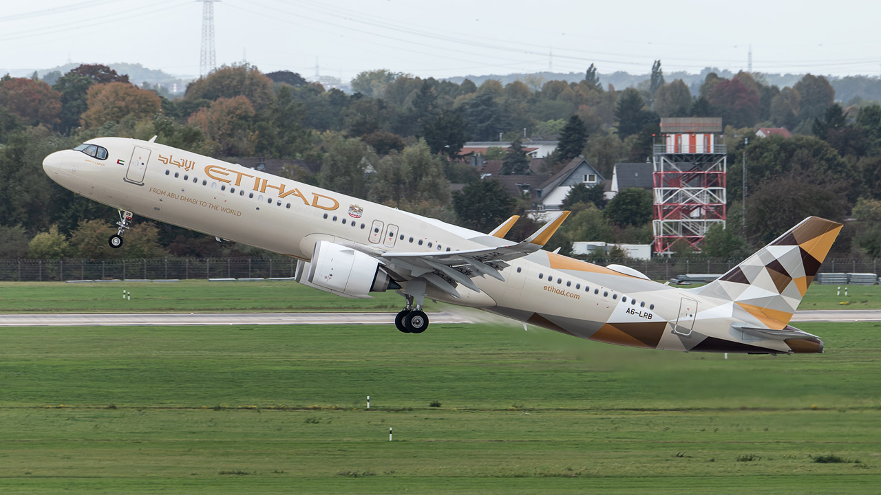 A6-LRB Etihad Airbus A321-200neo LR