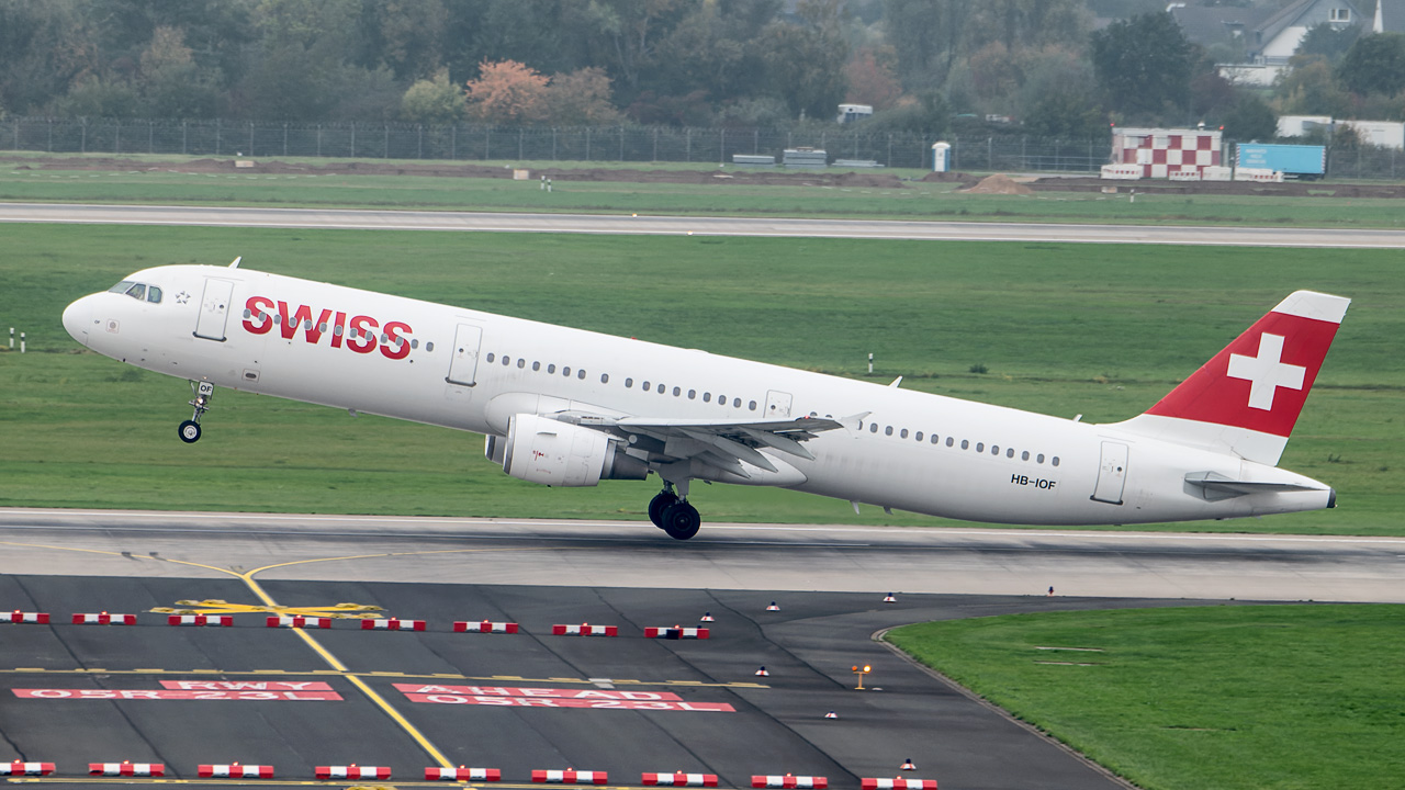HB-IOF Swiss Airbus A321-100