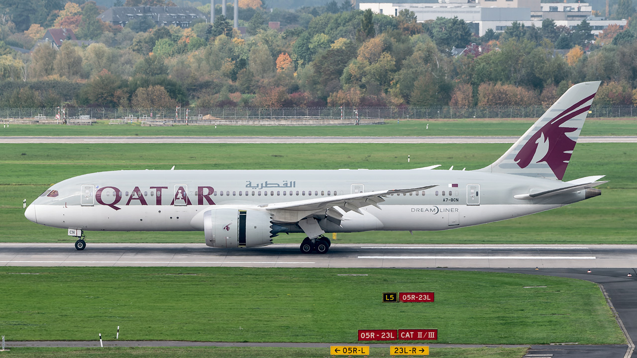 A7-BCN Qatar Airways Boeing 787-8 Dreamliner