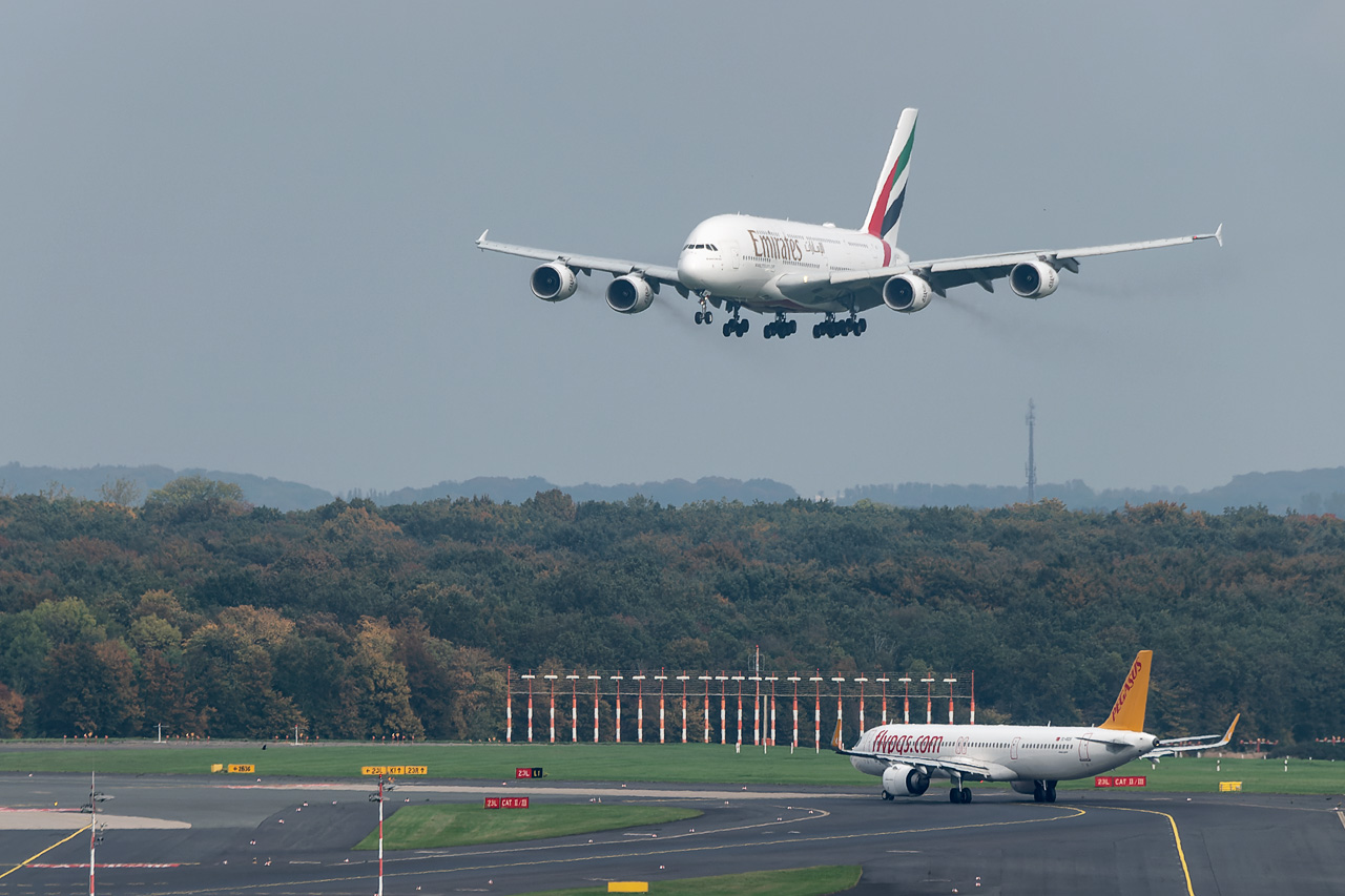 A6-EVB Emirates Airbus A380-800