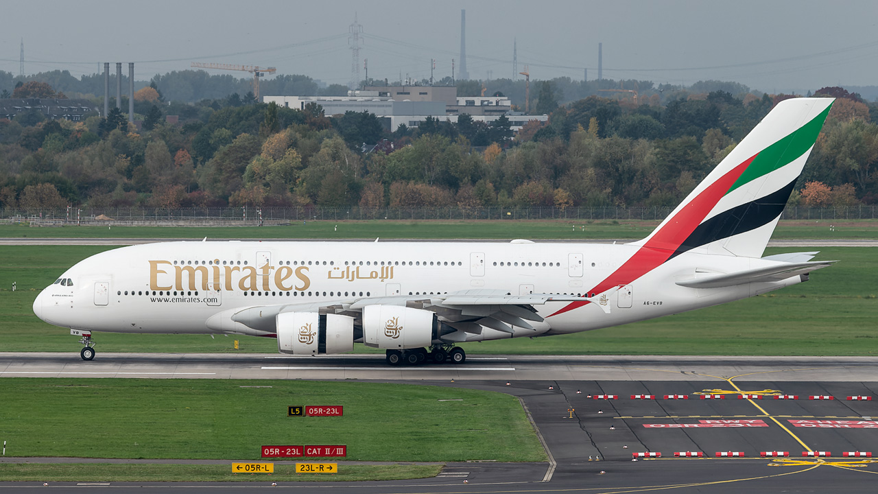 A6-EVB Emirates Airbus A380-800
