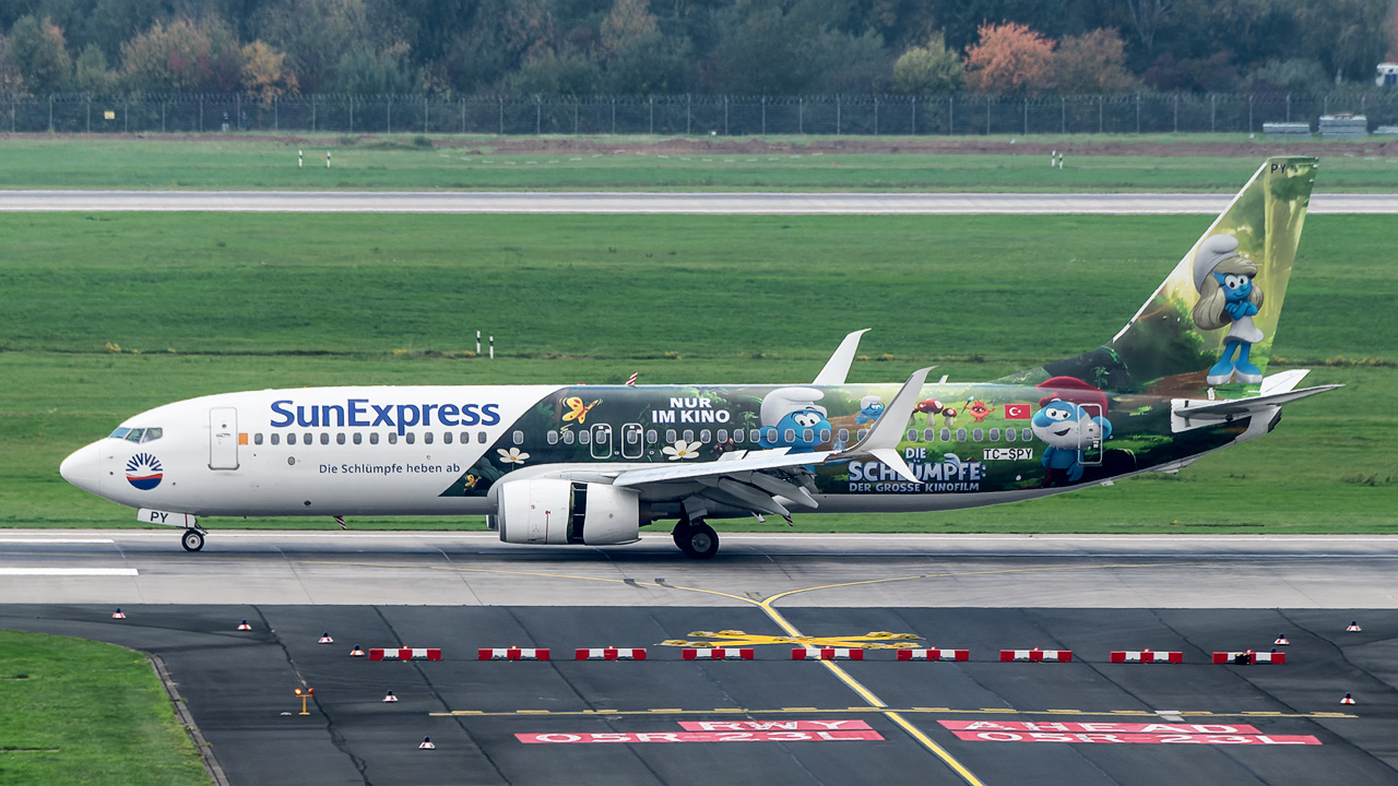TC-SPY SunExpress Boeing 737-800