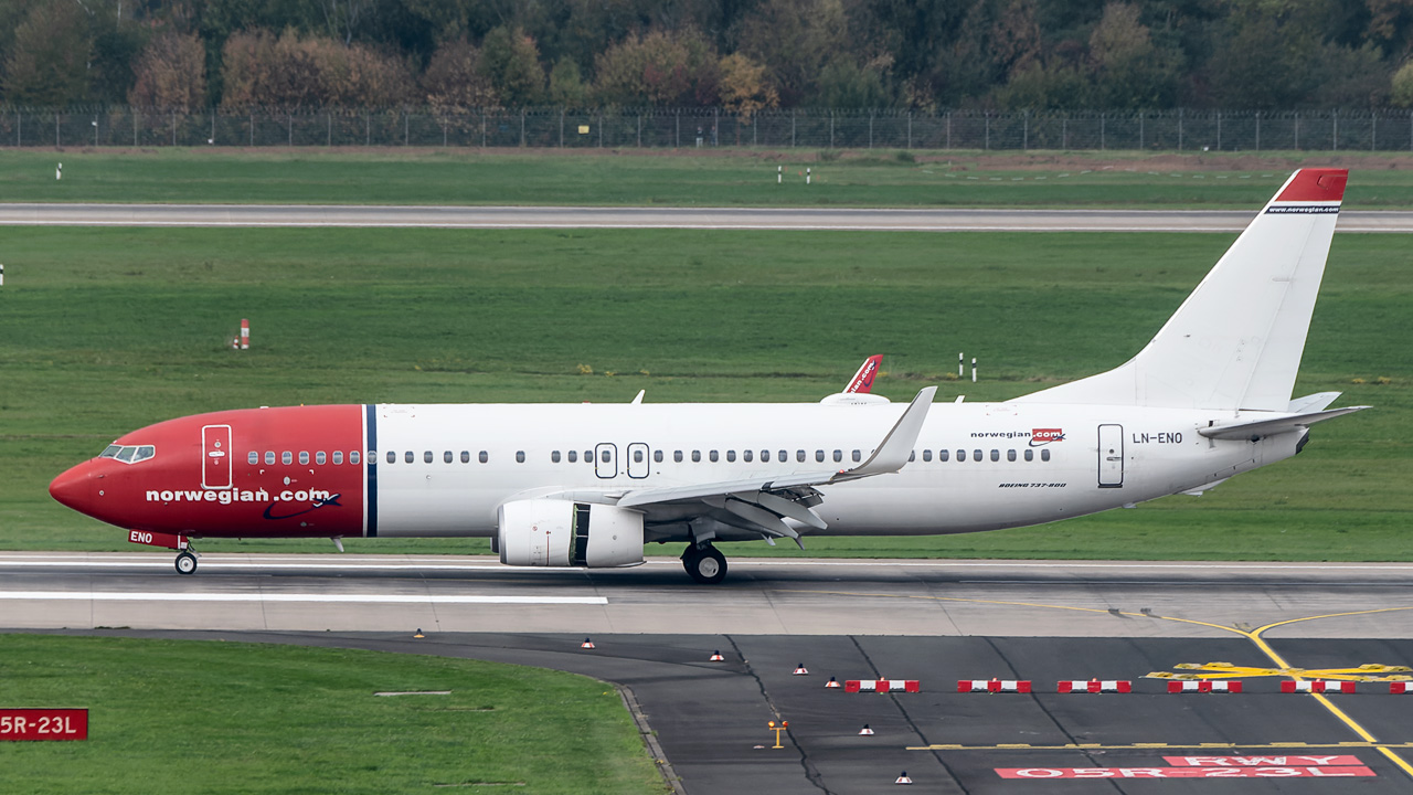 LN-ENO Norwegian Air Shuttle Boeing 737-800