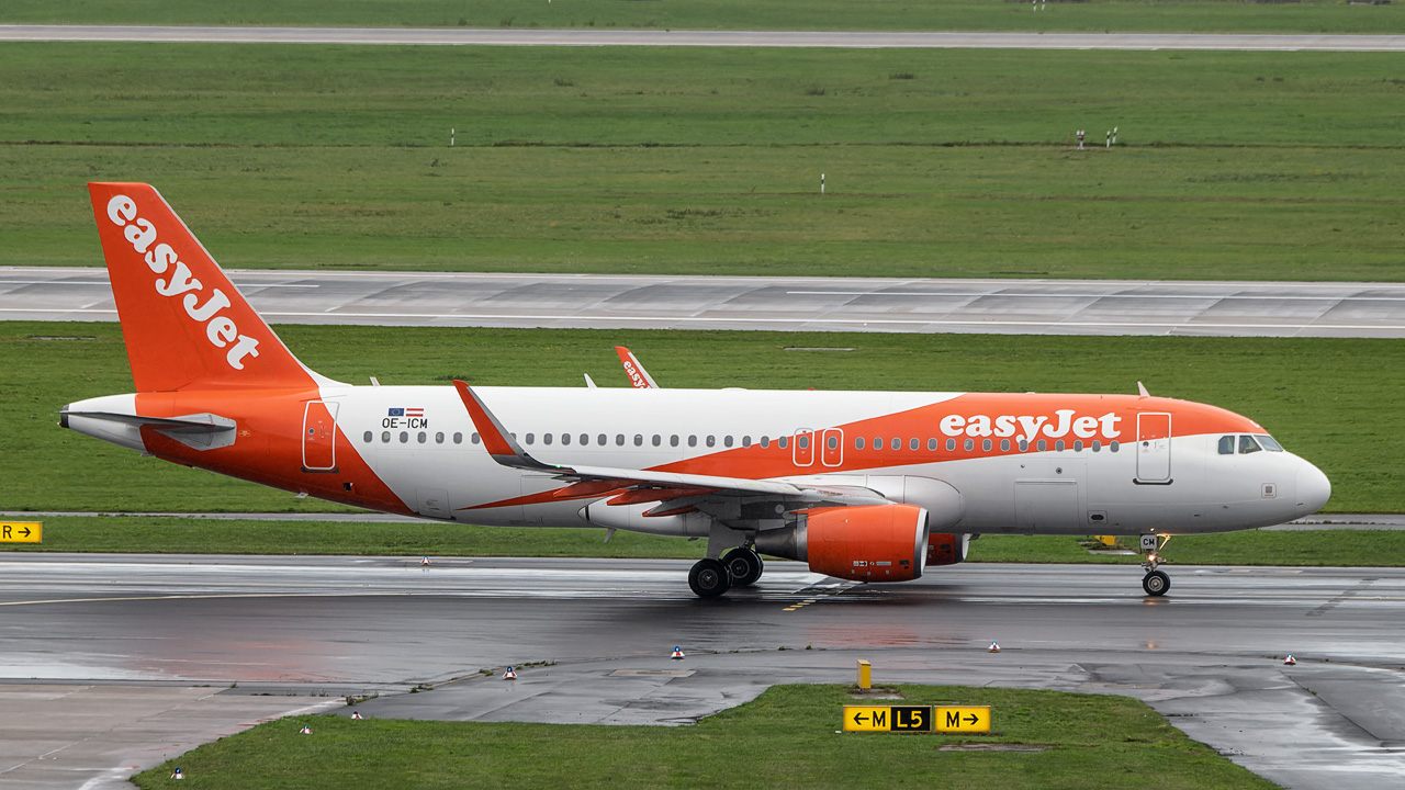 OE-ICM EasyJet Europe Airbus A320-200/S