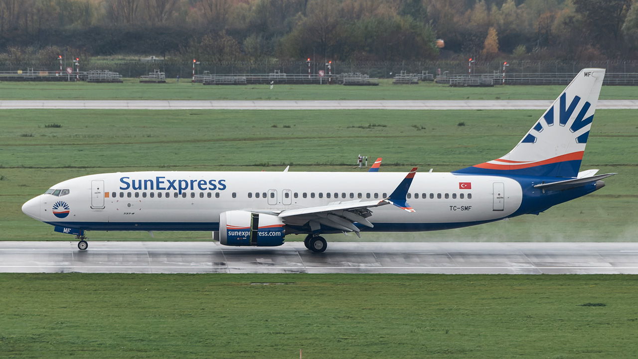TC-SMF SunExpress Boeing 737 MAX 8